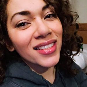 Meet your Posher, Mina